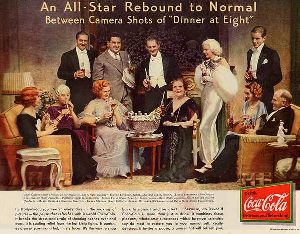 Tìm ý tưởng thiết kế mới từ những quảng cáo đã “xưa như Trái Đất” của Coca-Cola