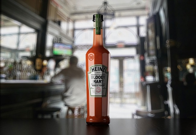 Cảm hứng từ thiết kế chai cocktail cà chua từ thương hiệu Heinz